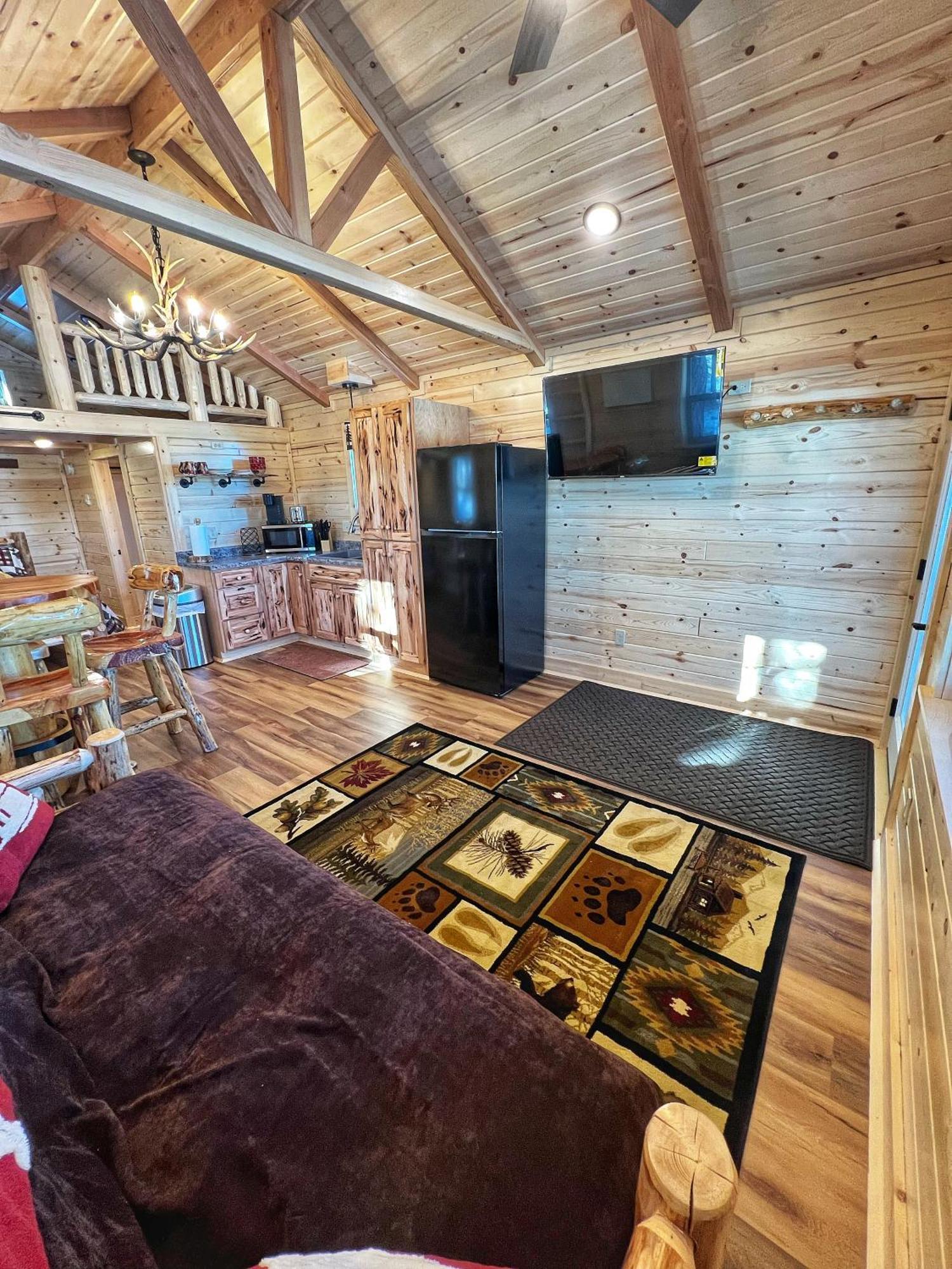 The Lodge At Devils Tower Экстерьер фото