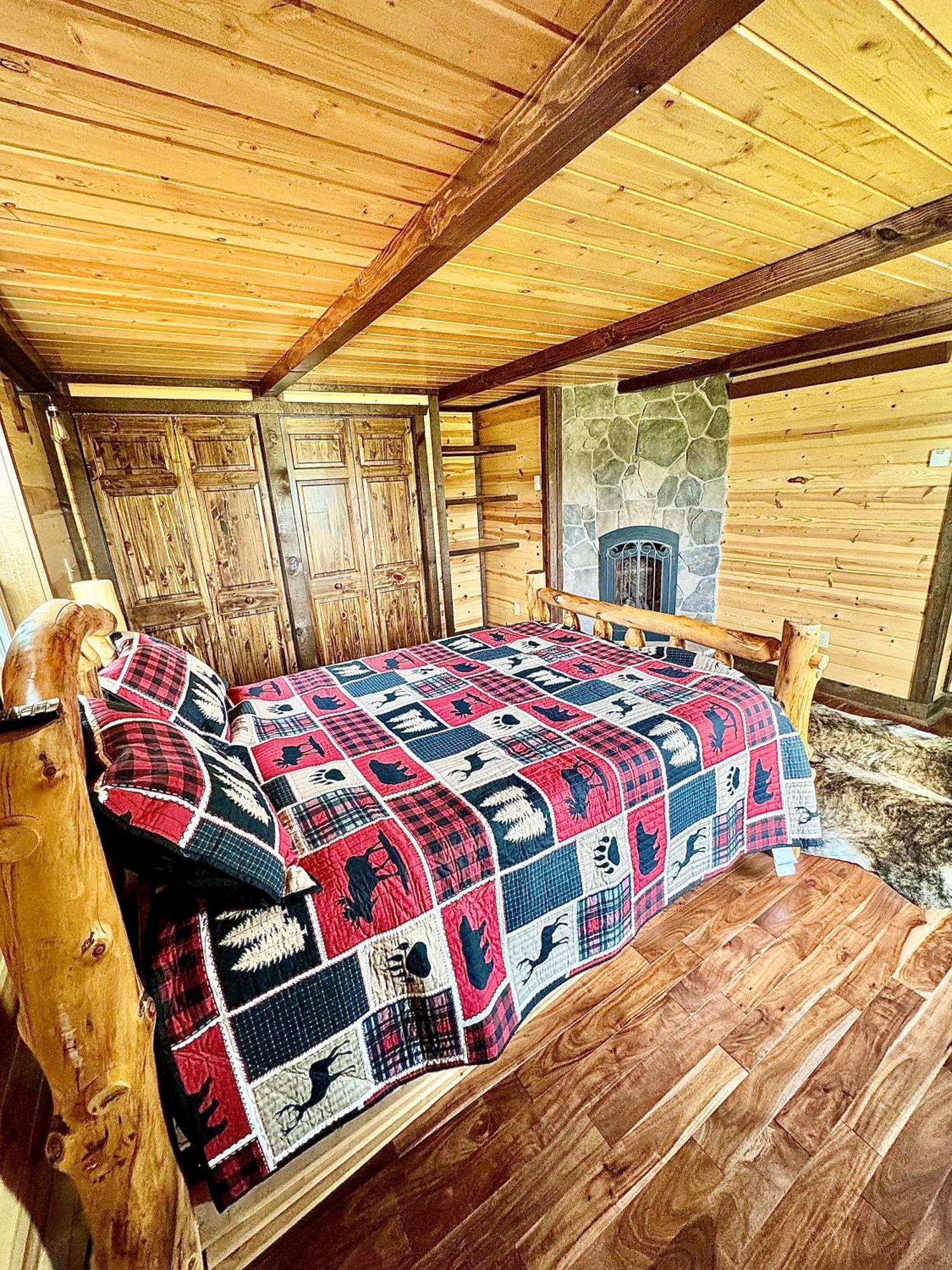 The Lodge At Devils Tower Экстерьер фото