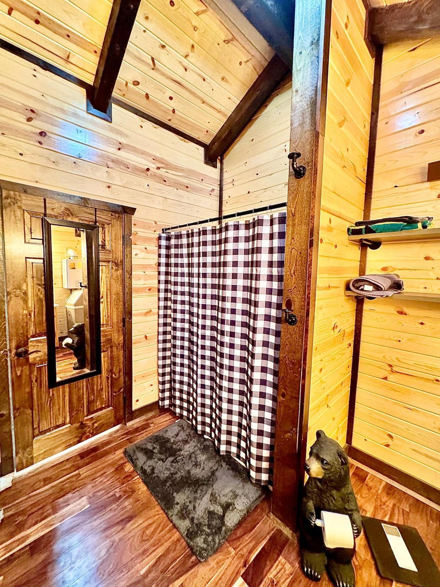 The Lodge At Devils Tower Экстерьер фото