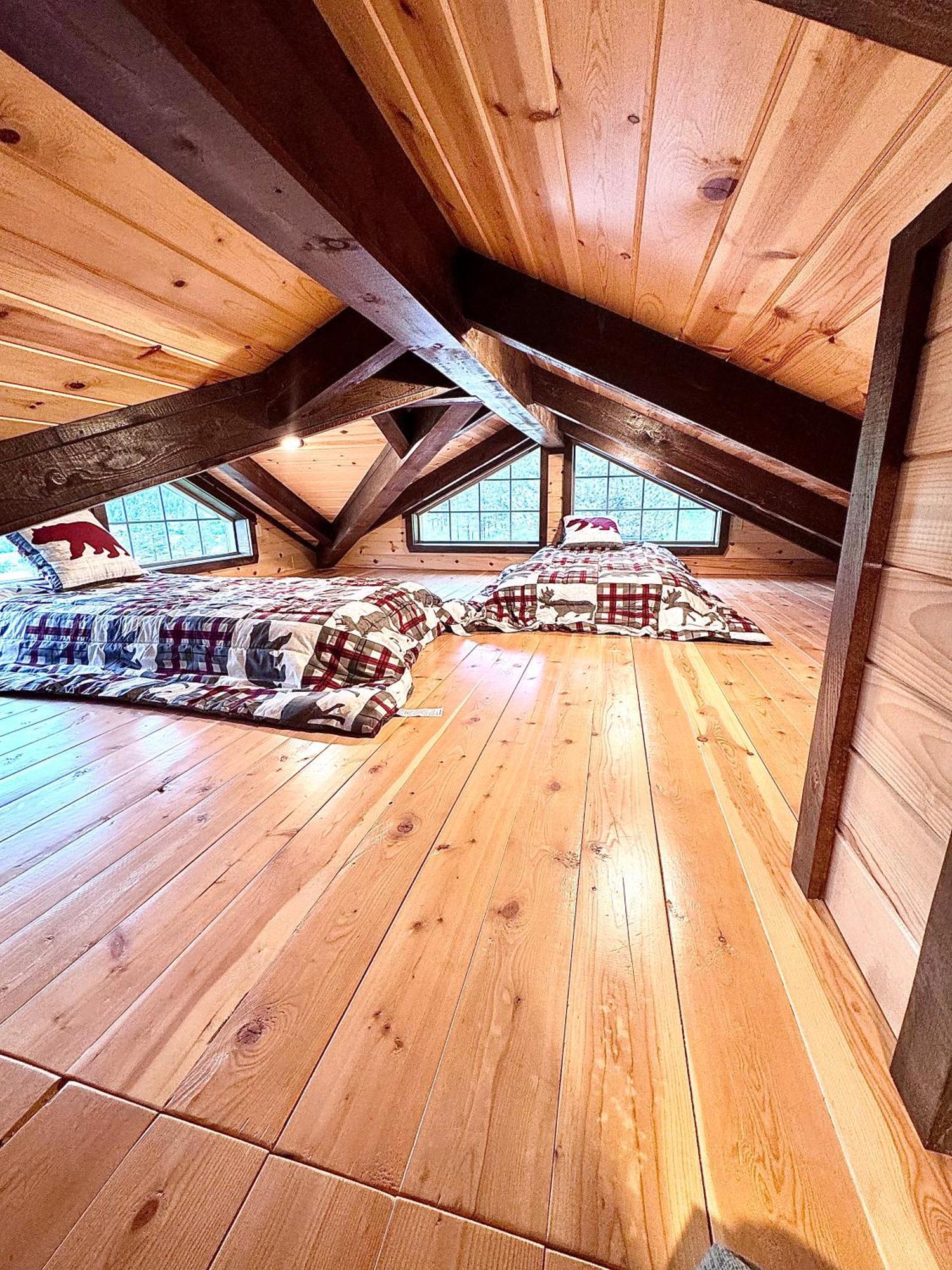The Lodge At Devils Tower Экстерьер фото